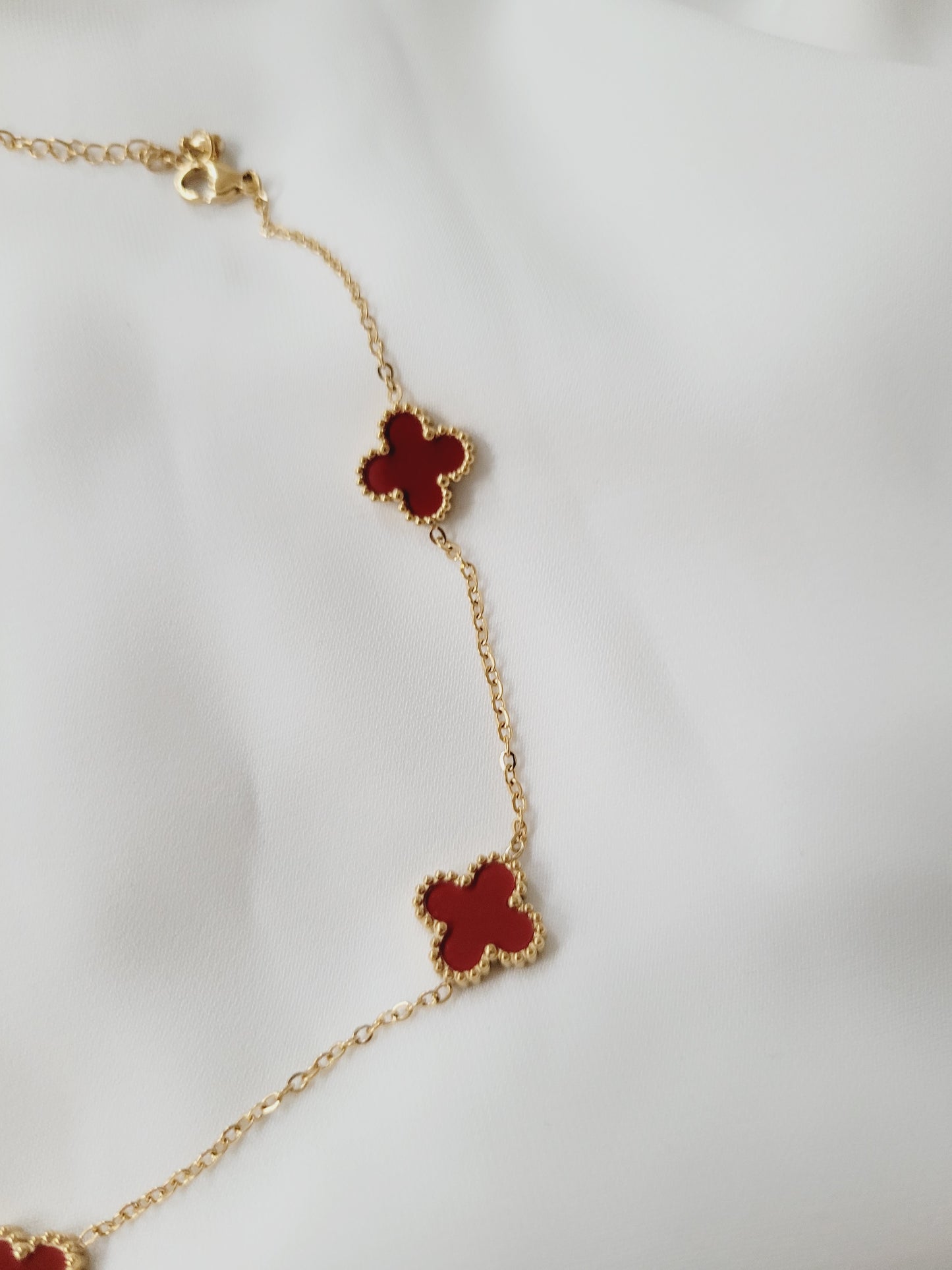 Short Multi Red Clover Necklace