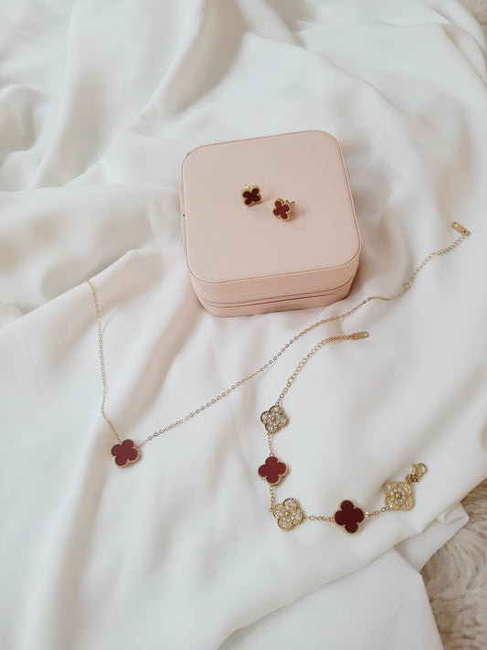 Red stone Clover Set