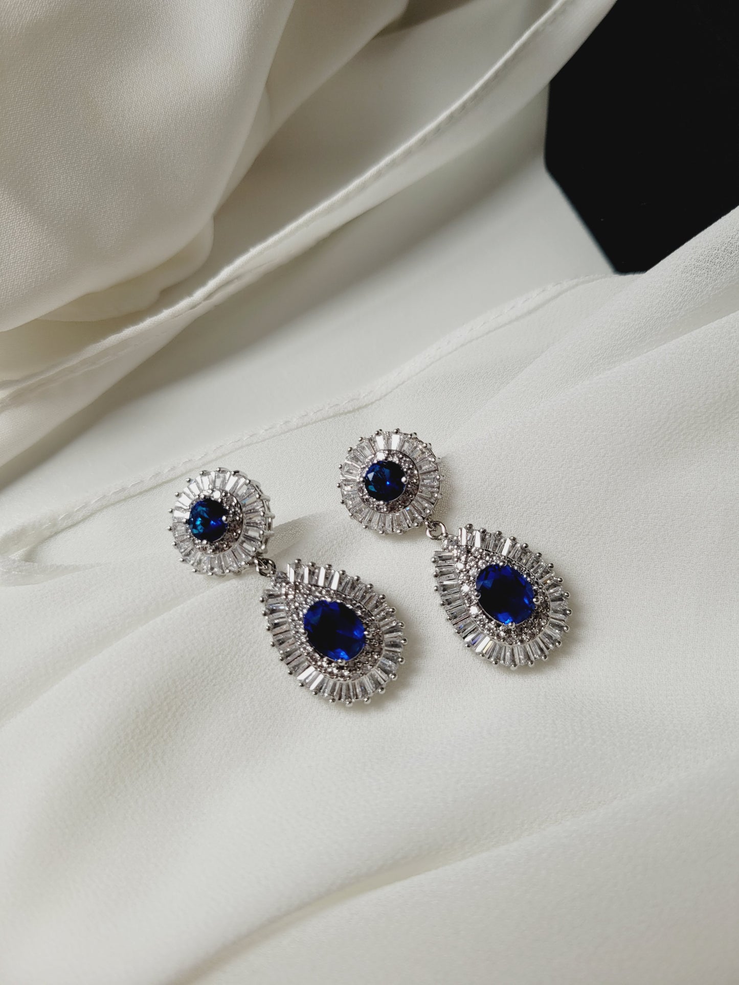 Diana Blue Wedding Set