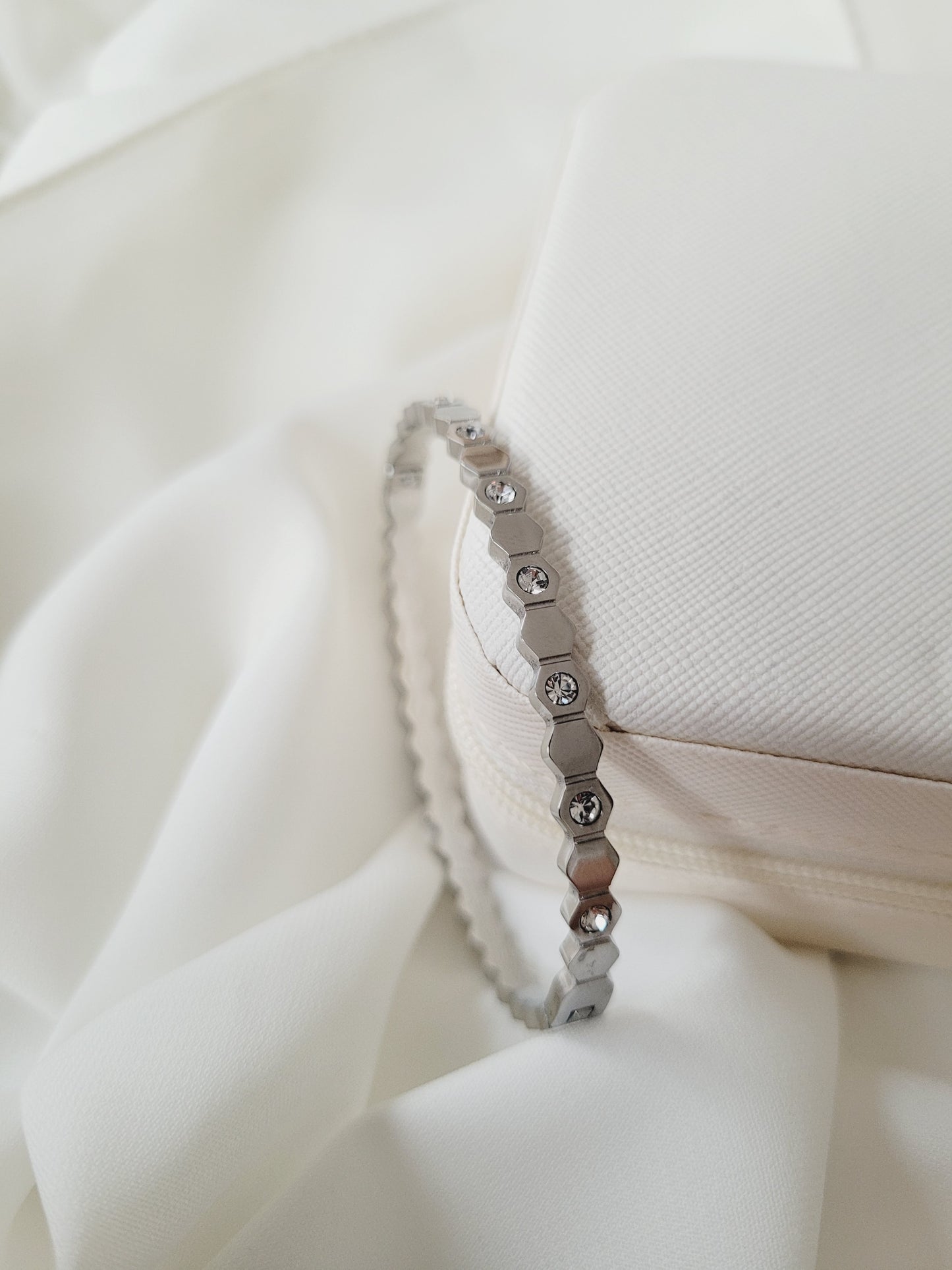 Simple Stones Bangle