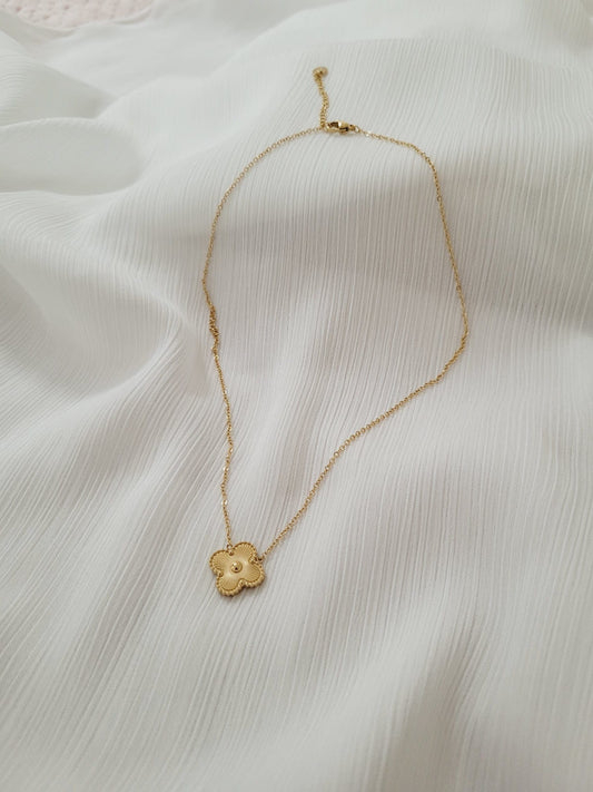 Single Clover Necklace - Gold - TopStyles