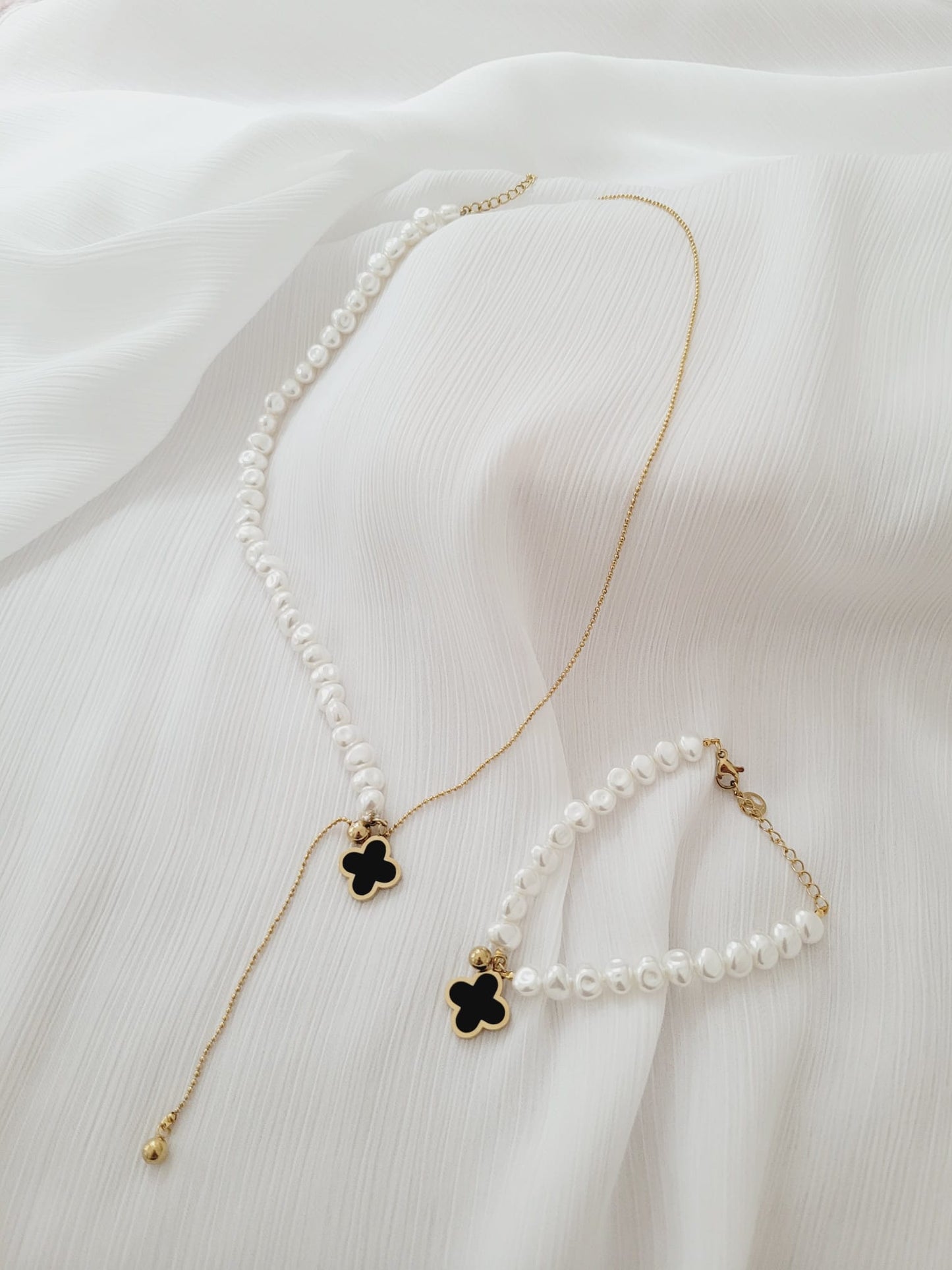 Pearl Clover Set - Black Clover - TopStyles